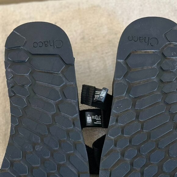 Chaco Men's Black Lowdown Outdoor Summer Beach Sandals Sz 10 - Picture 2 of 9